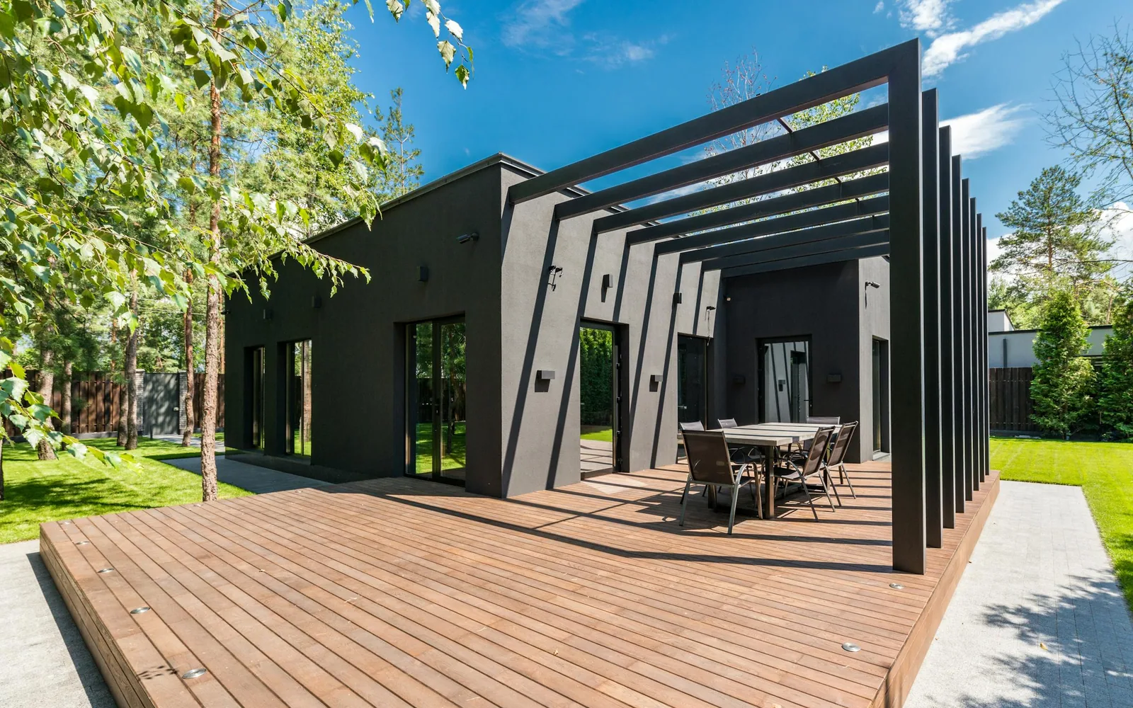 Decks & Outdoor Structures